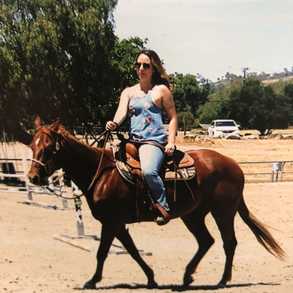 💜Meet your Posher!💜 - Picture 6 of 10